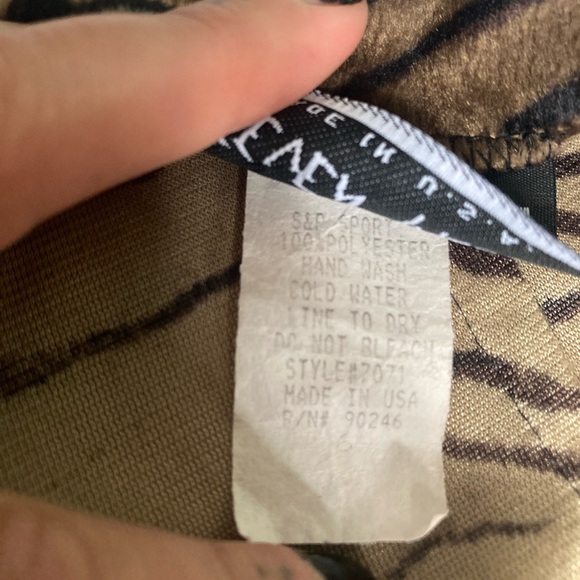 Vintage fuzzy faux tiger fur miniskirt : 90s : animal print - Picture 11 of 11